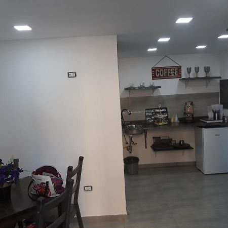 Apartament Qui Family Neapol Zewnętrze zdjęcie