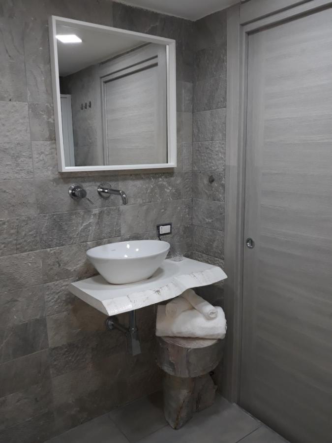 Apartament Qui Family Neapol Zewnętrze zdjęcie